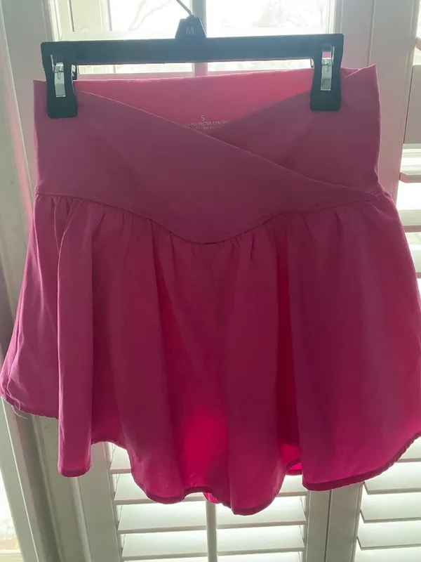 Pink Crossover Shorts - Amazon - Image 2
