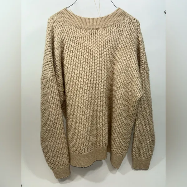 NWT Nine West Women's Knit V-Neck Sweater - Beige - Image 7