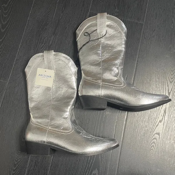 ARIZONA Silver Cowgirl Boots NWT 6.5‎ Pointed - Image 2