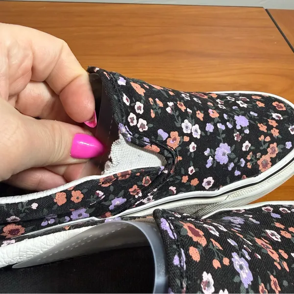 Vans Classic Slip On Black Floral Canvas Sneaker Shoe Skate Casual‎ Girly W6.5 - Image 4