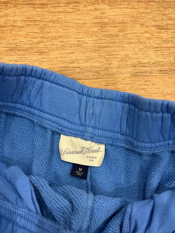 Universal Threads blue comfy shorts - Image 3