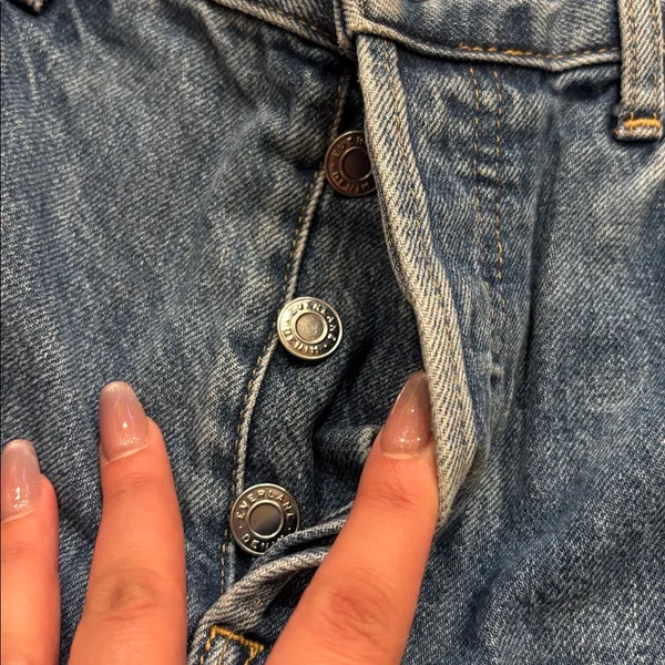 Everlane Medium Wash Cheeky Straight Jean - Image 3