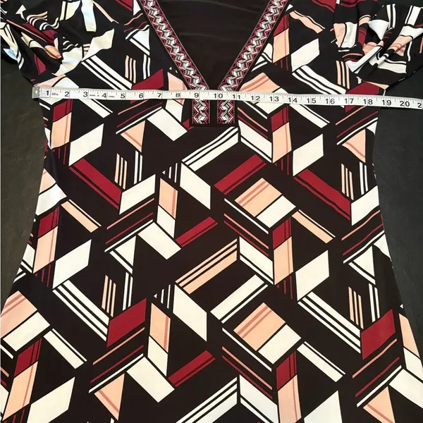 White House Black Market Long Sleeve Geometric Dress - size M - Image 4