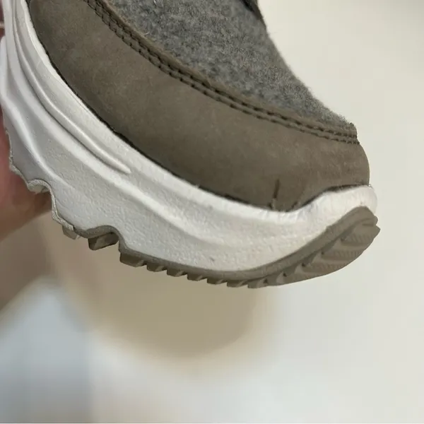 Sorel Kinetic Breakthru Caribou Suede Boot in Quarry and Sea Salt - Image 15