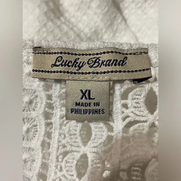 LUCKY BRAND Thermal Henley w/Crochet Detail & split lower back overlap- NICE ONE - Image 9