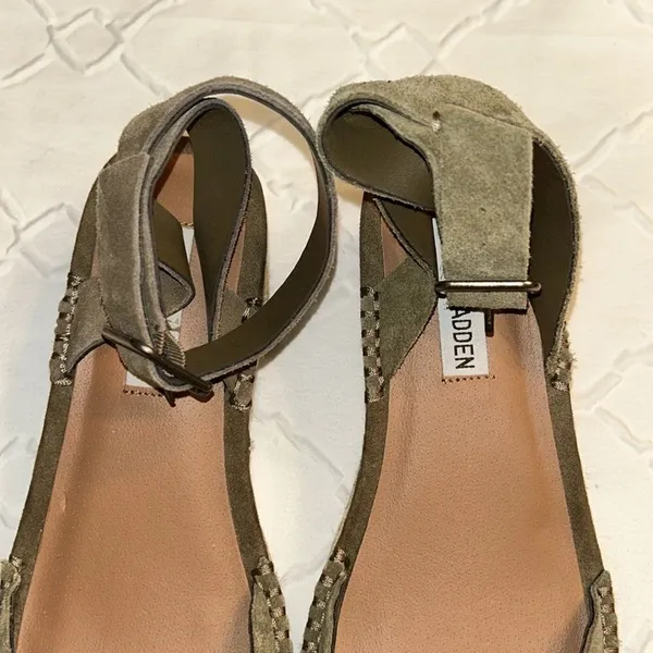 Steve Madden Green Suede/Leather Wedge Heel Open Toe Sandals (Size 8.5M) - Image 11