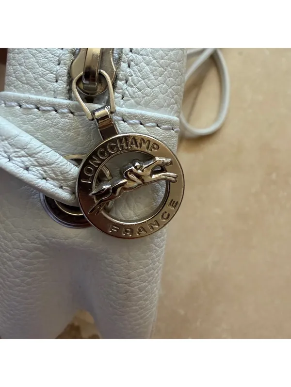 Longchamp Paris 1948 Pebbled Leather Crossbody Bag Purse Zip France White - Image 7