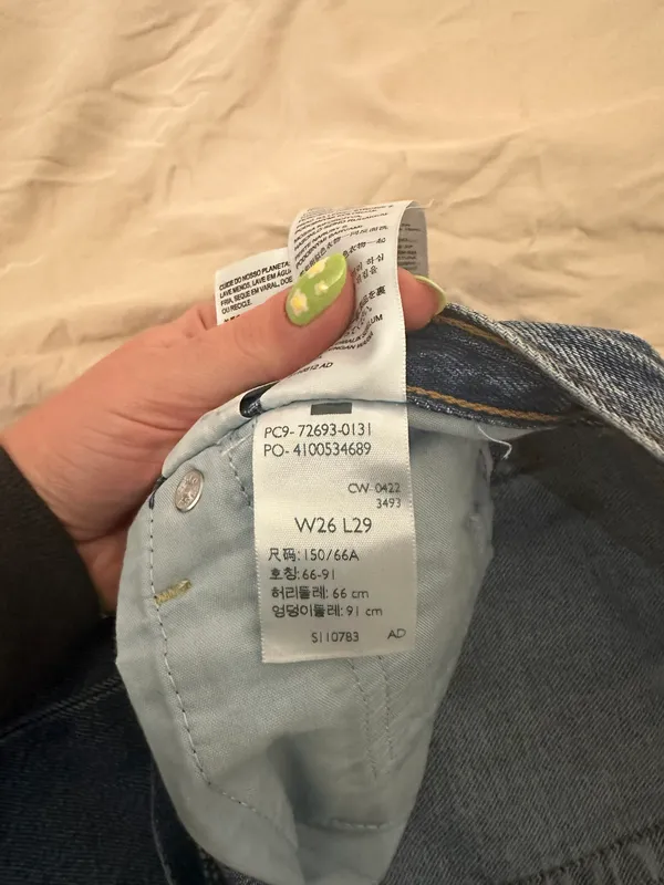 Levi’s Ribcage Straight Ankle Jeans - Image 6