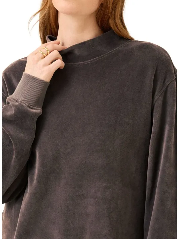 Pact Organic Cotton Pure Velour Cozy Pullover Sweatshirt in Graphite - Image 2