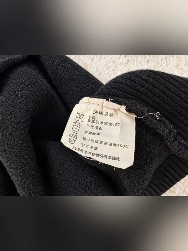 2IV&CDUPE Duck Goose Appliqué Oversized Knit Sweater – Dark Navy/Black – S/M - Image 7