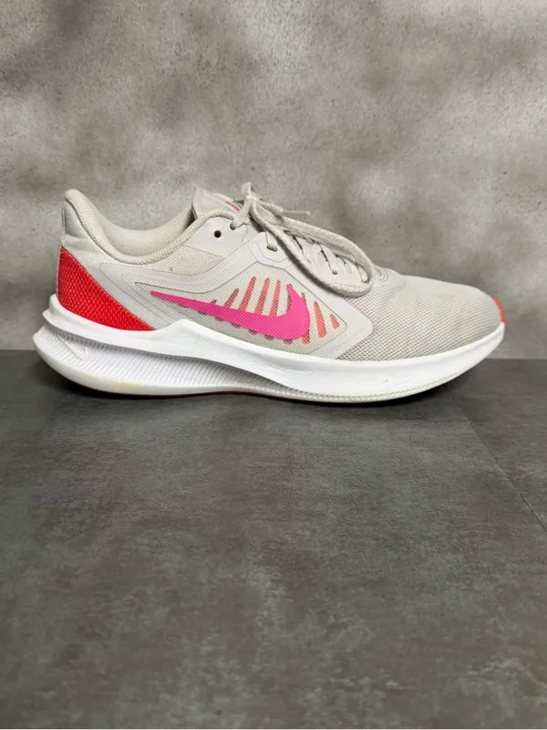 Nike Downshifter 10 Women's Light Grey Sneakers CI9984-002 Size 9 - Image 13