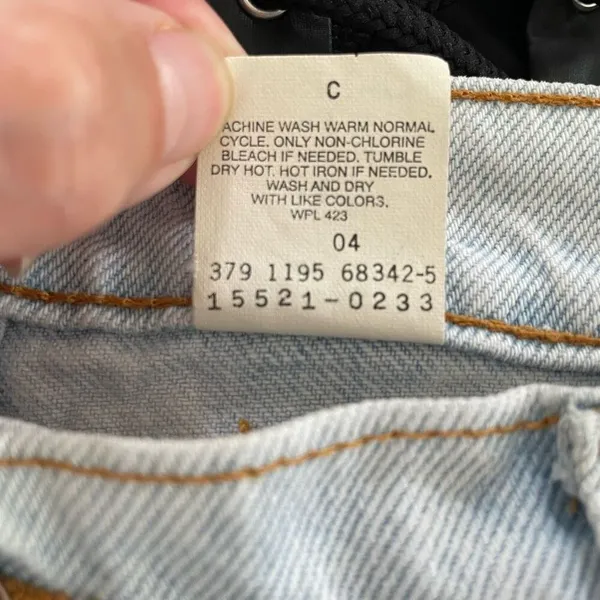 Levi’s Vintage 90s 521 Tapered Fit Jeans 16 Short - Image 9