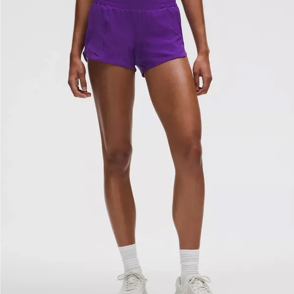 NWT LULULEMON - Hotty Hot HR Lined Short 2.5" - $68 - Size 4 - Image 2
