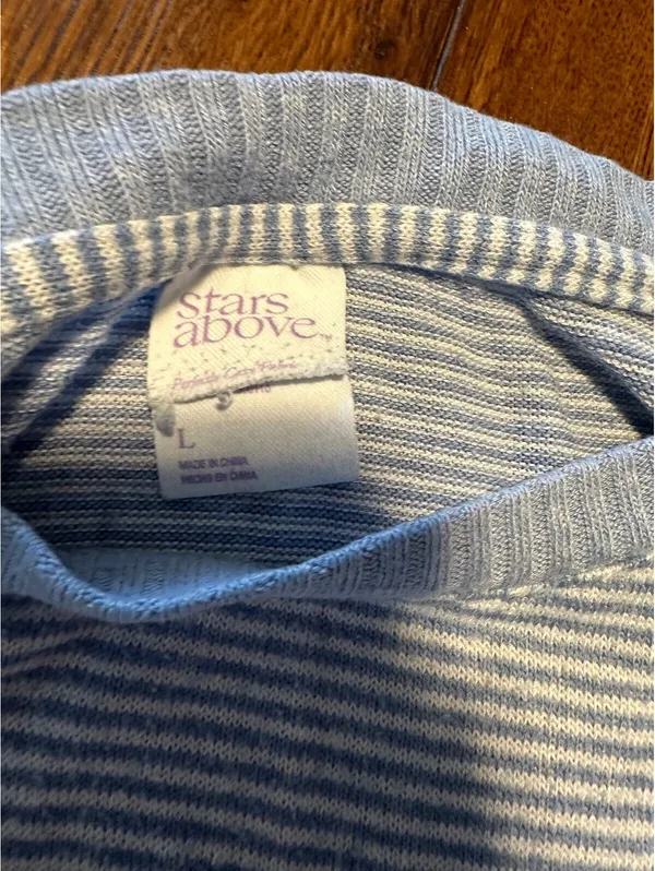 Stars Above 2pc pj set blue striped sz L - Image 5