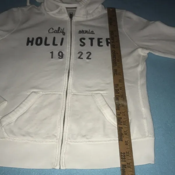 HOLLISTER California 1922 zip up hoodie white with black lettering Y2K size M - Image 6