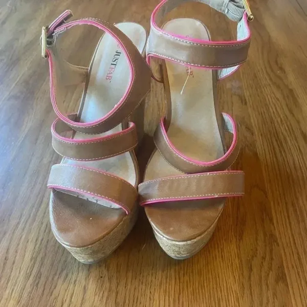 Just Fab cork wedges‎ pink and tan Size 9 GUC! Bin A - Image 3
