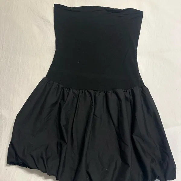 Urban Outfitters Kimchi Blue Strapless Black Tube bubble hem Dress - Image 2