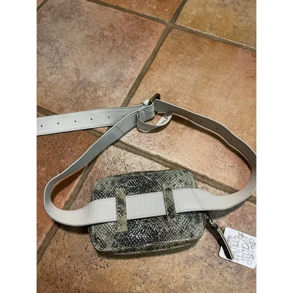 Free People Kelly Belt Croc bag in green - Image 4