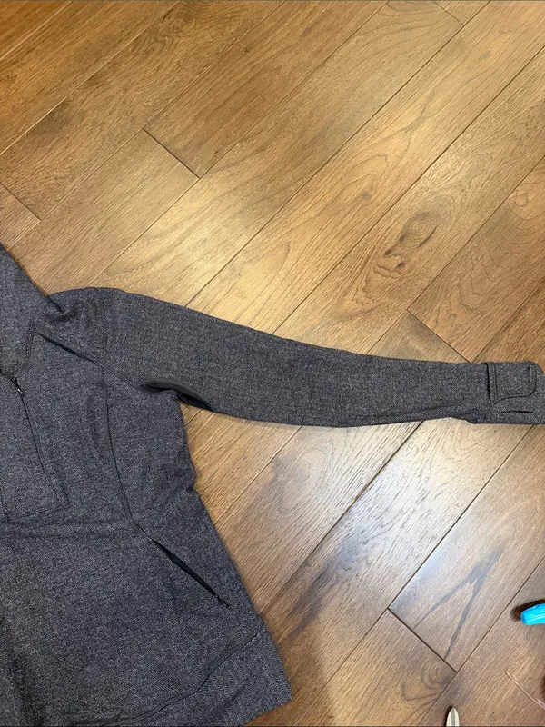 Lululemon Think Fast Pullover in Heathered Herringbone Black Size 10? - C30-131 - Image 5