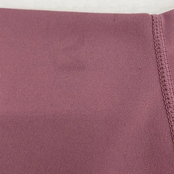Yogalicious Lux mauve capri leggings size small - Image 5