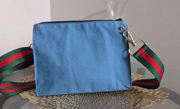 Gucci Beauty Pouch - Image 3