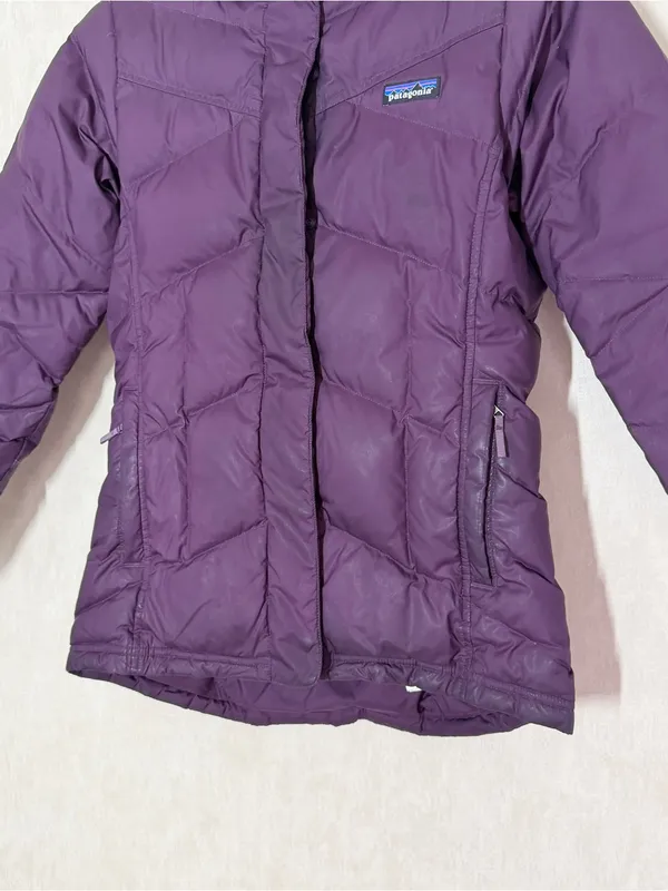 Patagonia Women’s Down With It Jacket Hooded in Deep Plum XS - Image 3