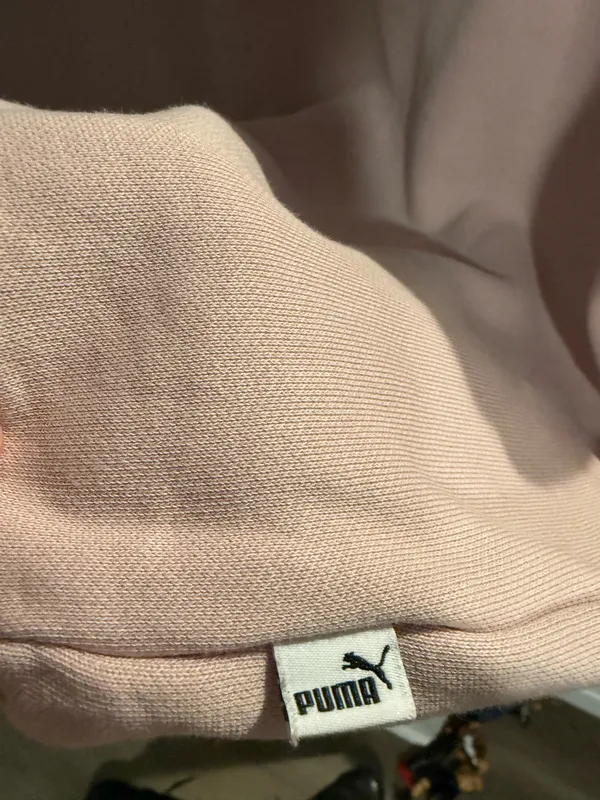 Puma Women's Essentials Small No. 1 Logo Relaxed Crew Sweater - Image 2