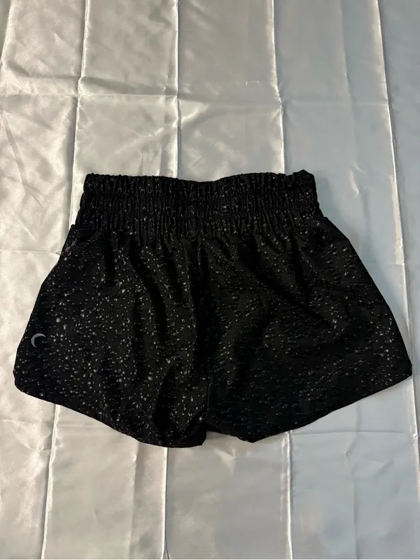 Zyia Active High Rise Black Bomber Bubbles Shorts - Image 3