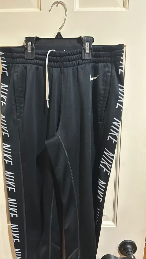Nike Pro Sweatpants - Image 4