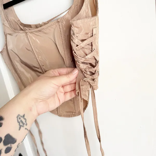 Halfheart Side Lace Up Bustier Crop Going Out Top Sexy Renaissance Feminine M - Image 5