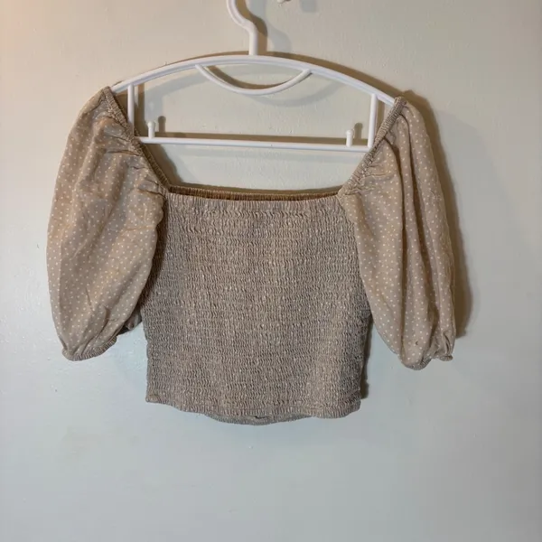 Abercrombie & Fitch Smocked Puff Sleeve Top Size XS Tan Polka Dot‎ - Image 5