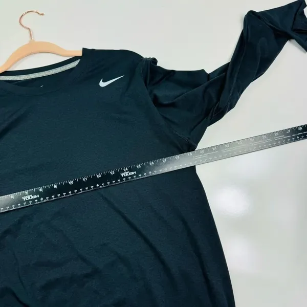 Nike Black‎ DriFit Long-Sleeve Running Top Medium - Image 5