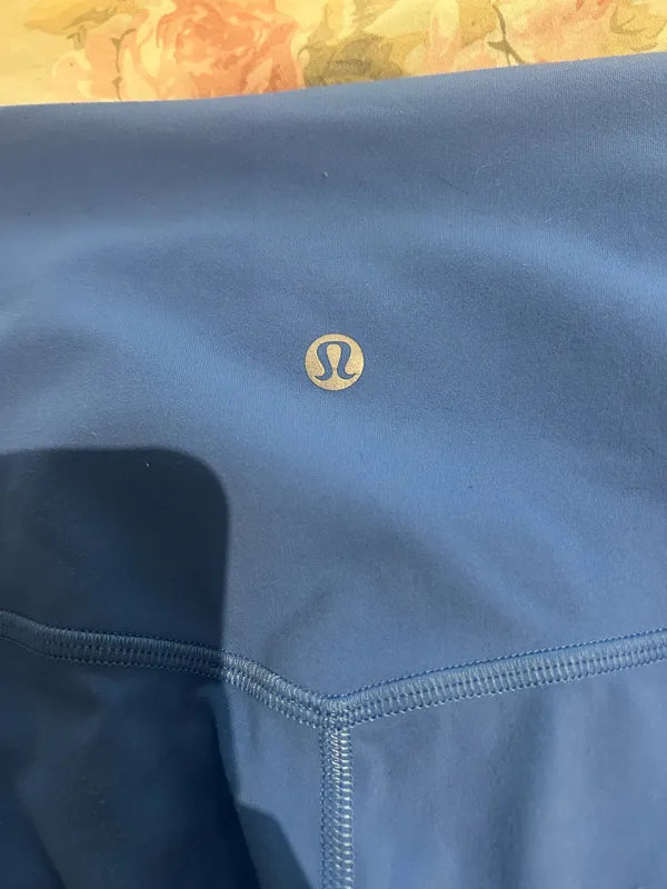 Women's Lululemon High-Rise Align Blue Willow Leggings - Image 3