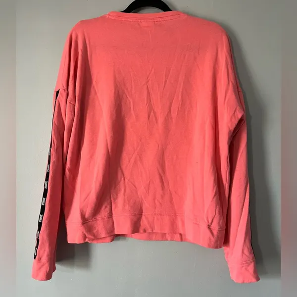 Pink by Victoria's Secret VS Pink Spell Out crewneck Sweatshirt Size medium - Image 6
