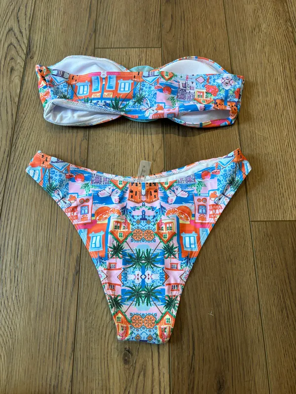 Bikini Size M - Image 2