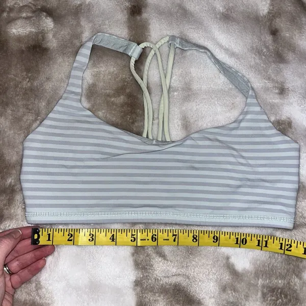 TWO Lululemon Sports Bras Women’s 8 Energy Stripes Athletic Yoga Crossback EUC - Image 2