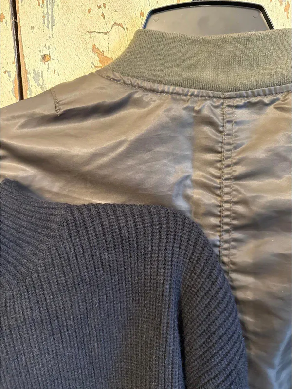 Women's South Pole Army Green Bomber Jacket size Large - Image 6