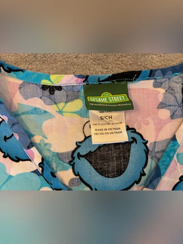Sesame Street Women’s Cookie Monster Print Scrub Top - Blue Multi Size Small - Image 2