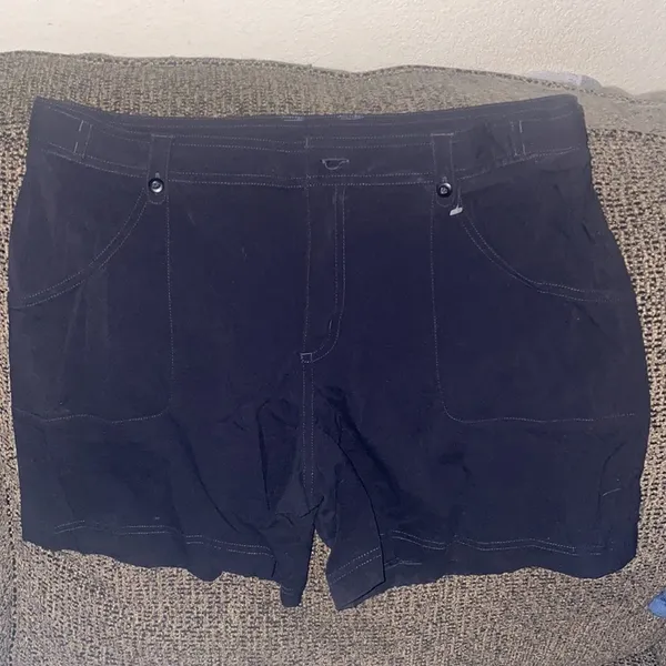 ✨Lucy Shorts✨ Black Size M - Image 2