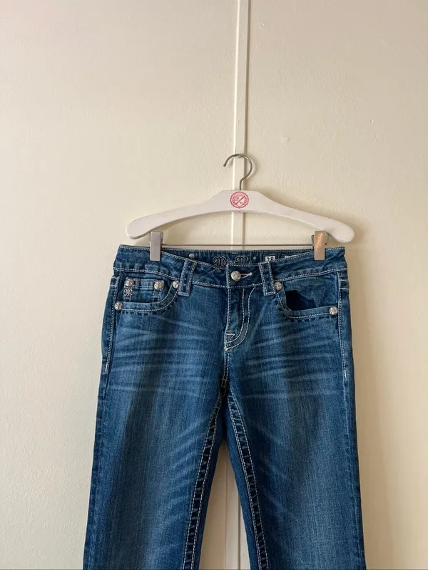 Miss Me Woman’s Jeans Size 28 Bootcut -See Fix By Zipper - Image 3