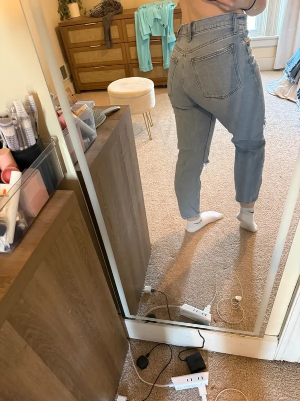 Abercrombie & Fitch The Mom High Rise Jeans 28 - Image 3