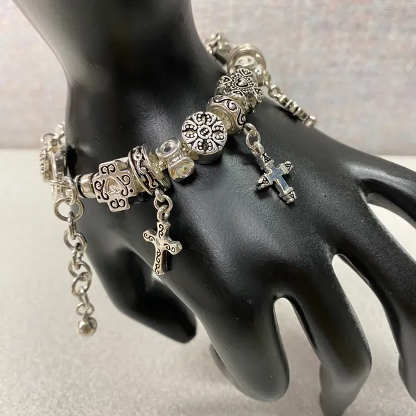 Premier Designs Silver Tone Charm Bracelet Cross Heart Dangle Beads Luck Scroll - Image 6