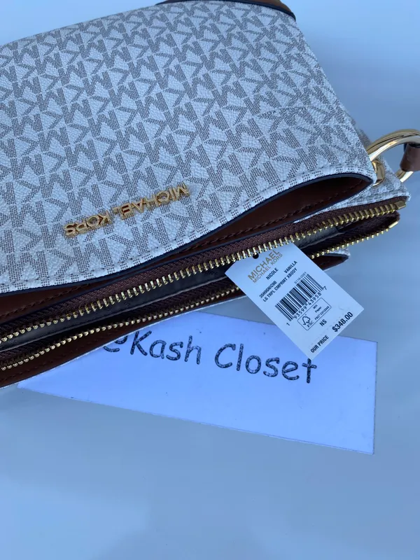 MK Nicole Large Triple Compartment Crossbody- Vanilla - Image 9