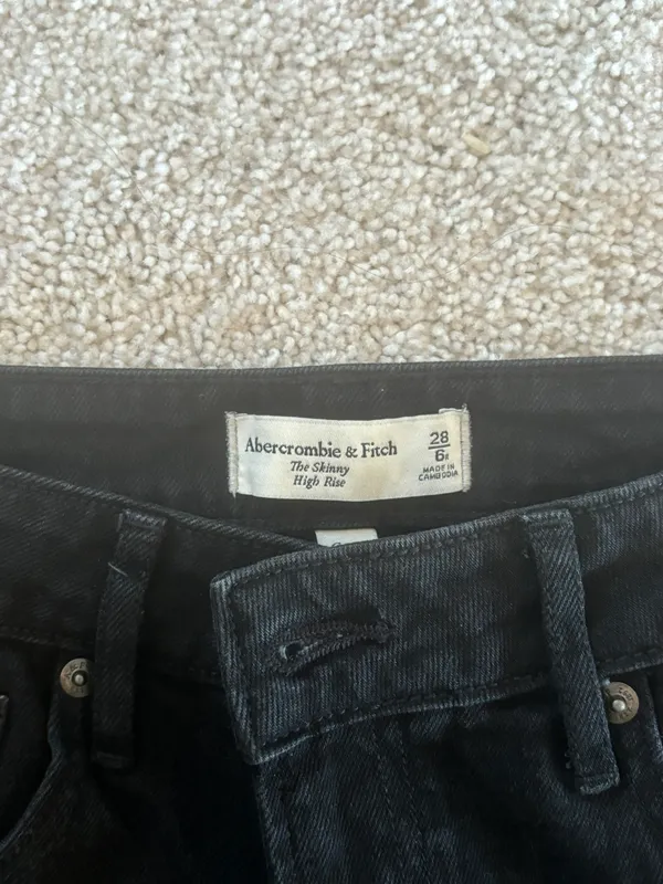 Abercrombie High Rise Skinny Jeans - Image 5