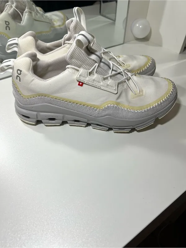 On cloud Running Women's Cloudaway Undyed White / Glacier Running Shoes size 8.5 - Image 5