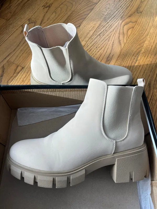 Platform booties Tan Size 7.5 - Image 3