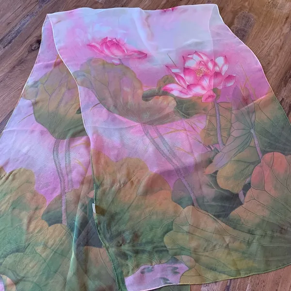 Beautiful Floral 100% silk scarf pinks/ greens 62 inches long - Image 3
