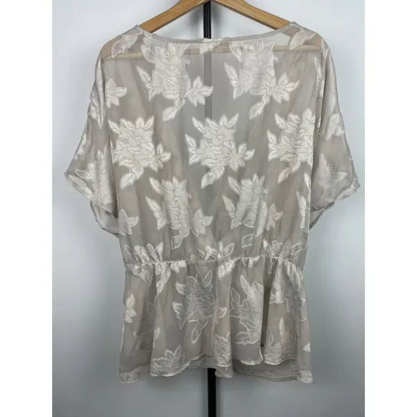 WAYF Gray Neutral Sheer Floral Dean Crossover Peplum‎ Blouse Top Size 1X - Image 7