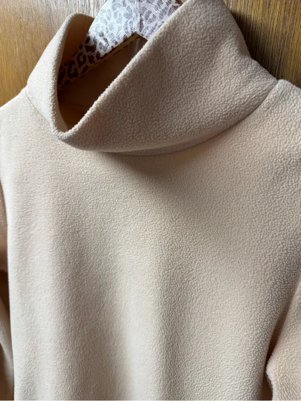 Dudley Stephens Cobble Hill Tunic Turtleneck Vello Fleece Beige Medium - Image 6