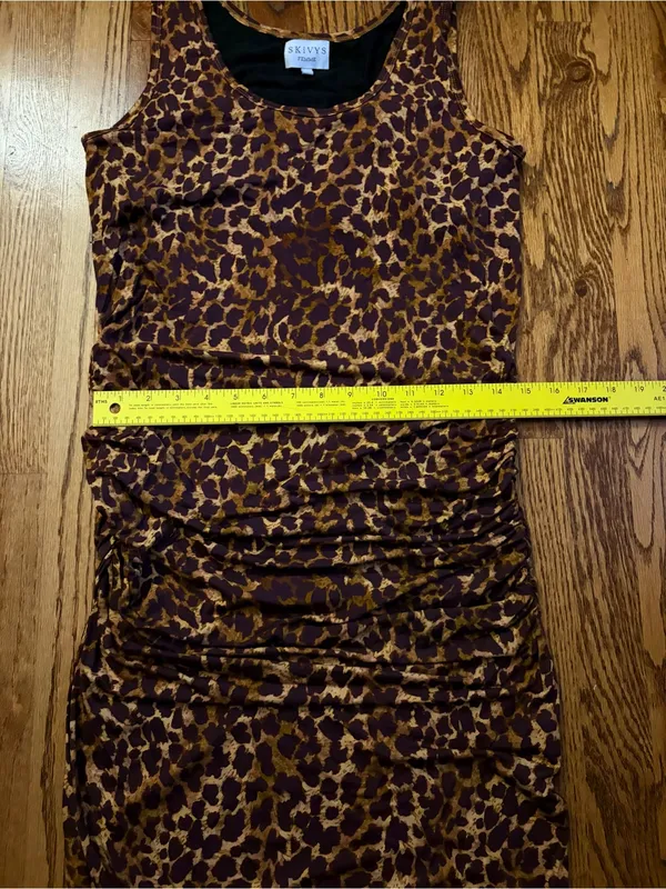 SKiVYS Femme Midi Side Hustle Dress Leopard Ruched Bodycon Size L - Image 10